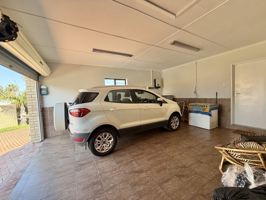 3 Bedroom Property for Sale in Jeffreys Bay Central Eastern Cape